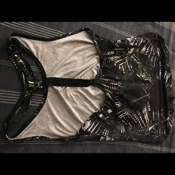 Athletic tank - Picture 3 of 3